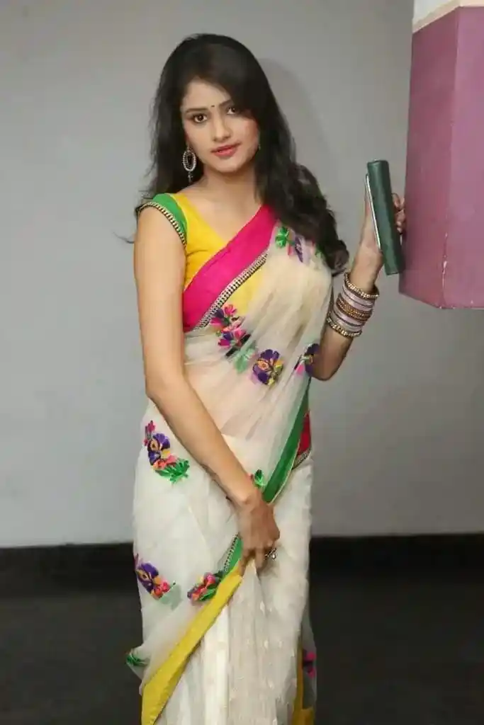 Cheap Rate Call Girls in Agra
